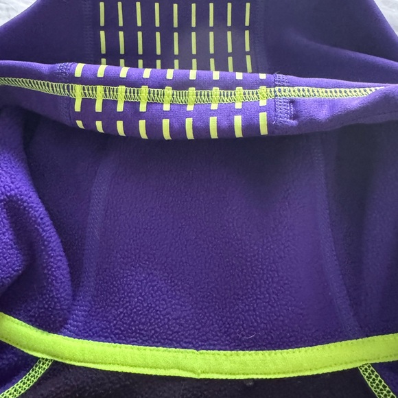Nike Therma Fit Women’s Purple and Green Zip-Up Hoodie - Picture 3 of 7